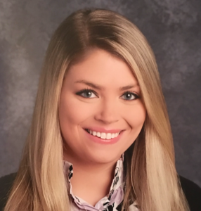 Elizabeth Hicks Potts headshot